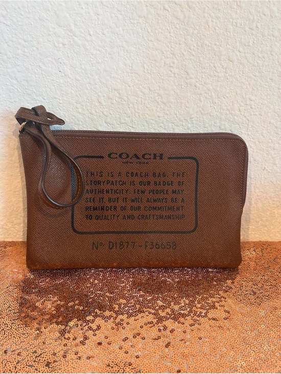 Coach Handbags - Coach large zip wristlet.